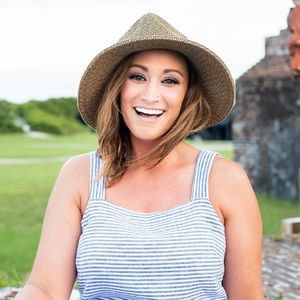 Meet your Posher, Sheree